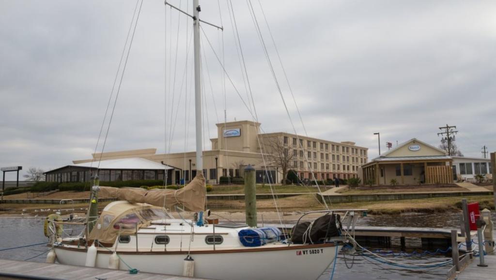 BridgePointe Hotel & Marina New Bern Esterno foto