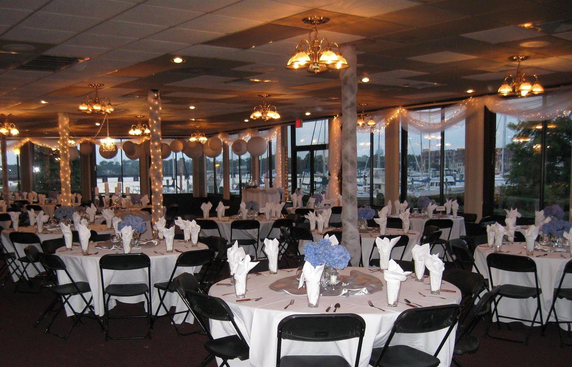 BridgePointe Hotel & Marina New Bern Esterno foto
